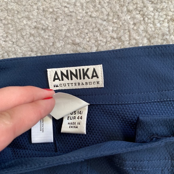 🏌🏼‍♀️Annika Cutter & Buck women’s golf shorts 14 - Picture 5 of 6